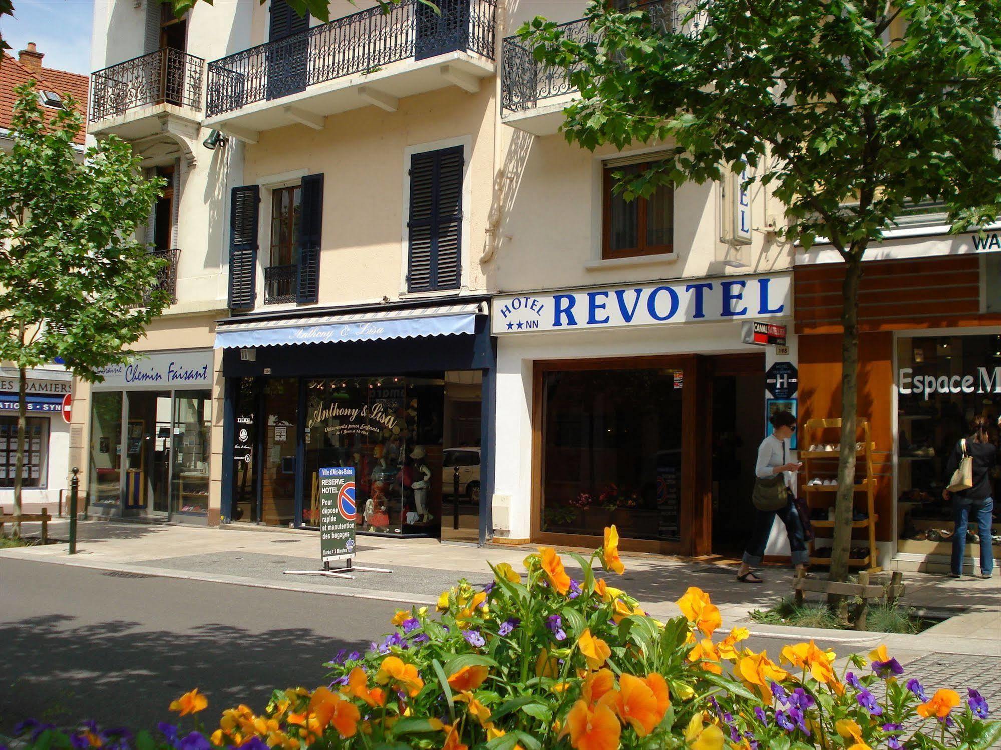 Revotel Chambéry Esterno foto